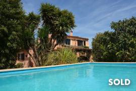 Idyllic finca with pool and guest appartment