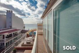 Renovated duplex with partial sea views